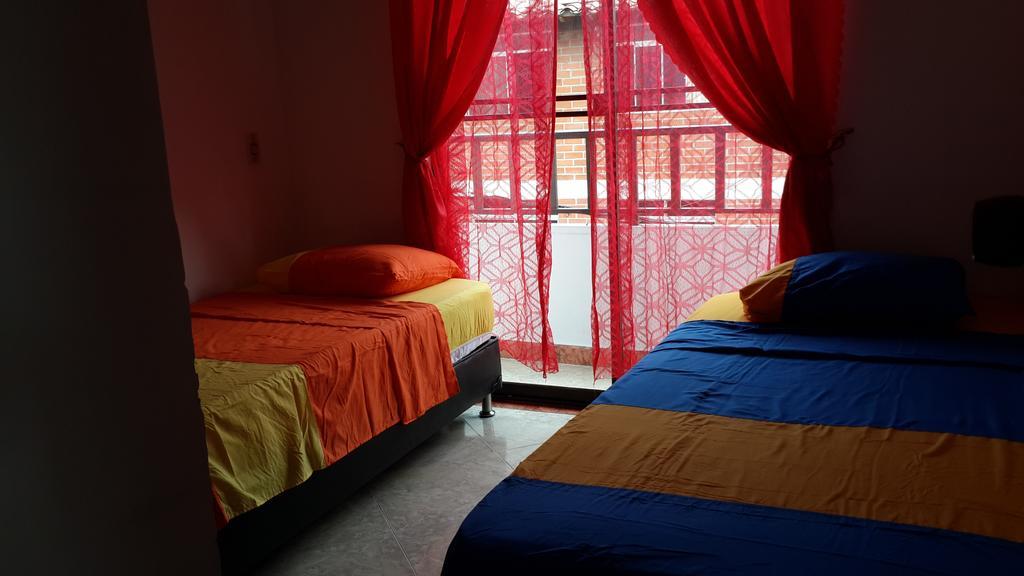 Habitaciones En Medellín Exterior foto